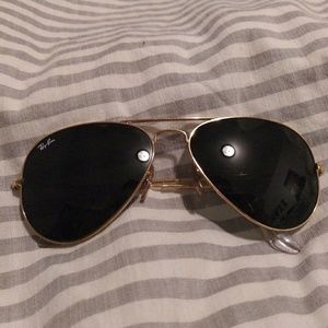 Ray-Ban Accessories - Ray-Ban RB3025 Aviator sunglasses Ray-Ban Accessories - Ray-Ban RB3025 Aviator sunglasses